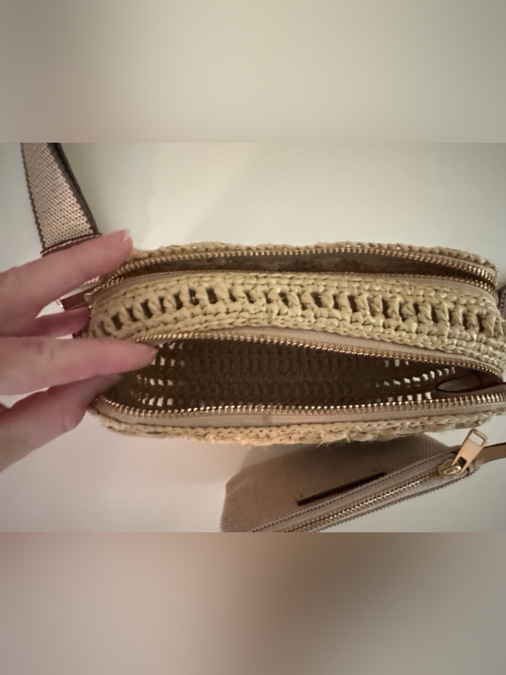 Tory Burch Beige Crochet Crossbody Bag with Jacquard Strap - Picture 6 of 6